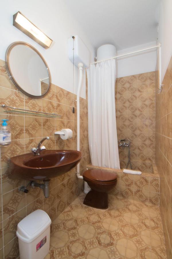 Apartments Jelka Jelsa  Zewnętrze zdjęcie
