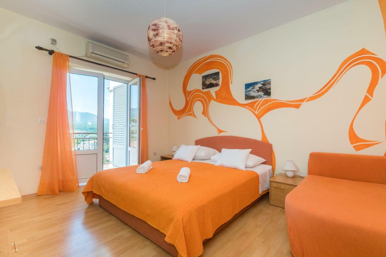 Apartments Jelka Jelsa  Zewnętrze zdjęcie