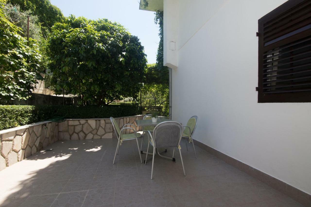 Apartments Jelka Jelsa  Zewnętrze zdjęcie
